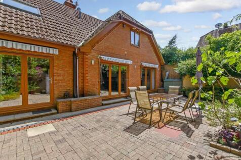 Patio / Decking