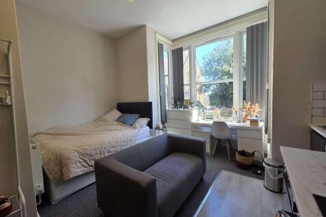 Flat_3_2_Harcourt_Road