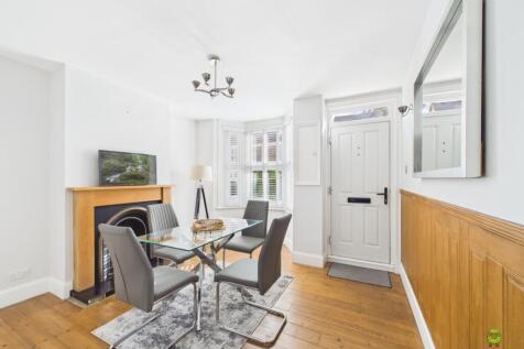 Presented by Robert at EweMove Bexleyheath and Dar