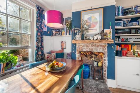 Brighton, BN1 - property photo