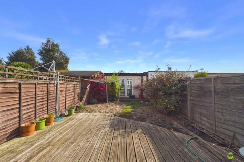 Presented by Clinton at EweMove Bexleyheath and Da