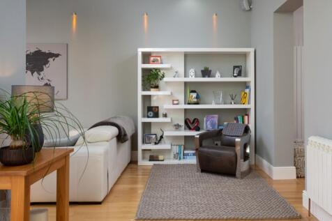 93 Station Road-13 Family Room_WebRes