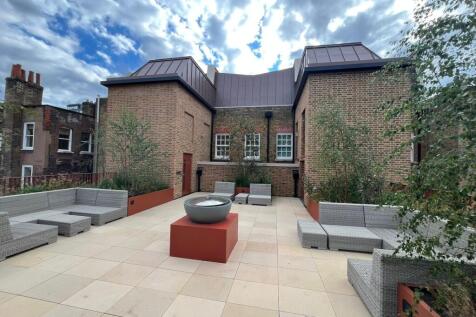 Communal terrace 2.jpg