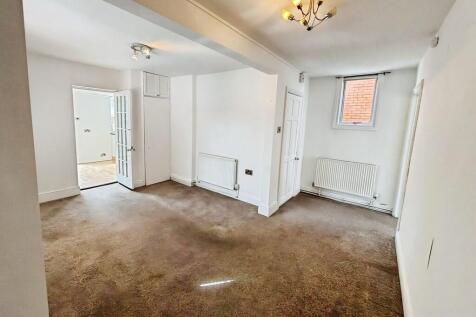 Cromwell Road photo 5