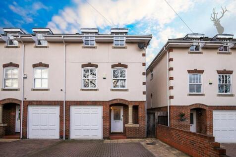 Buckhurst Hill, IG9 - property photo