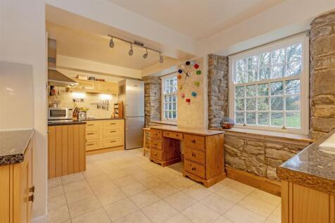 Kitchen-2.jpg