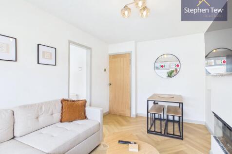Scott Close, Blackpool, FY4 photo 4