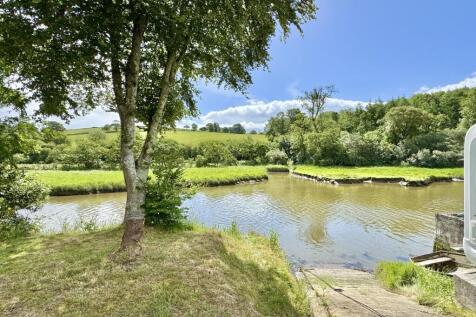 River Frontage (Shared)