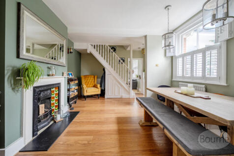 f8777038-9b30-425...