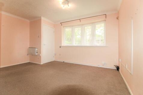 Turnberry Court, Carpenders Park, Watford, WD19 photo 5