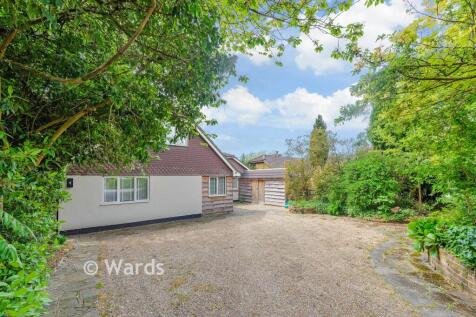 Driveway/Parking