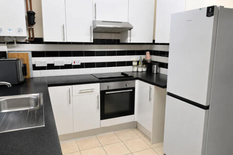 Communal Kitchen ...
