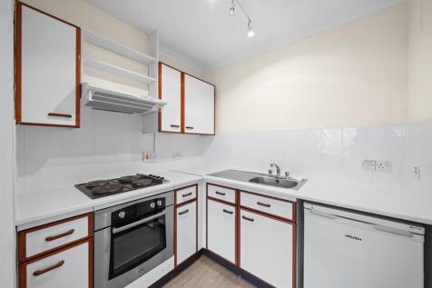 Forge Close, Bromley photo 4