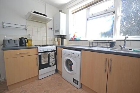 Dedisham Close, Furnace Green, Crawley, RH10 photo 5