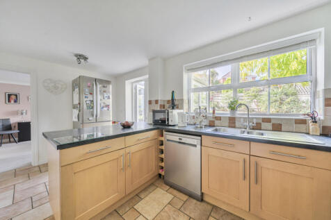 1355513-8-68c7e32...