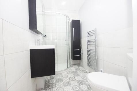**TOWN CENTRE** Aprt at High St West, Glossop,SK13 8AZ photo 5