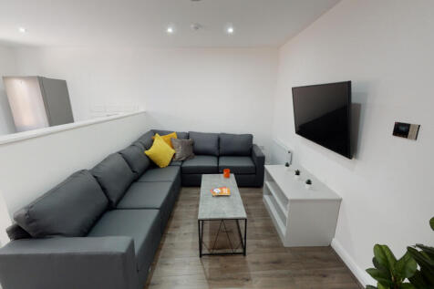 5-bed house on Cranborne Road, Liverpool, £3,228/mo