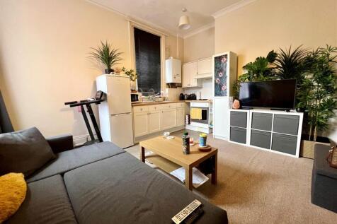 Lounge/Kitchen
