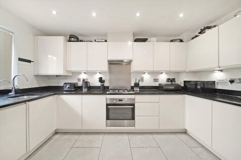 20FentonRdKitchen