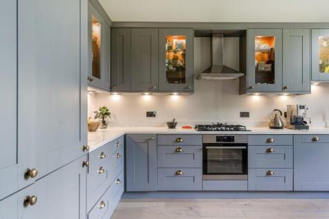 75862_Flat 5, Pixham Firs, Pixham Lane  (14).jpg