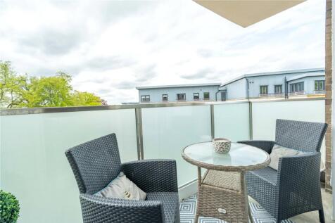 Barnton Court