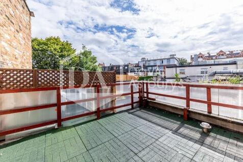 Park Road, Crouch End, London photo 3