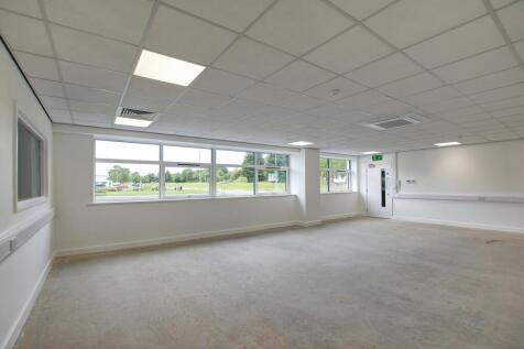Trade Counter to rent Image 3