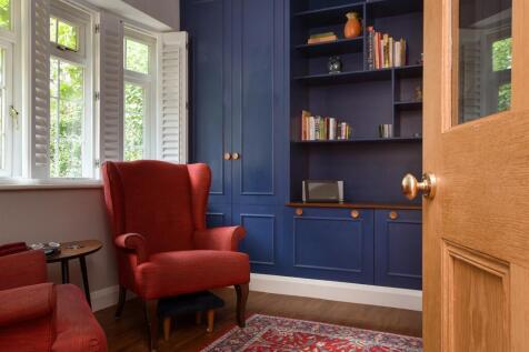 Internal Lifestyle Photograph