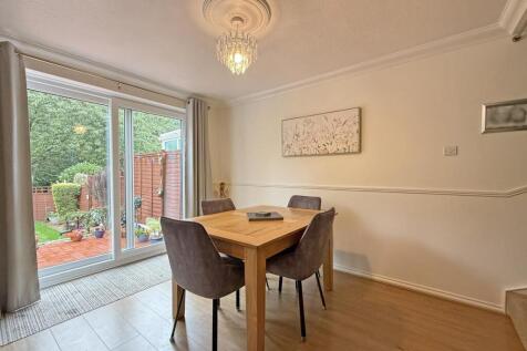 Canterbury Drive 16 - Dining Area.jpg