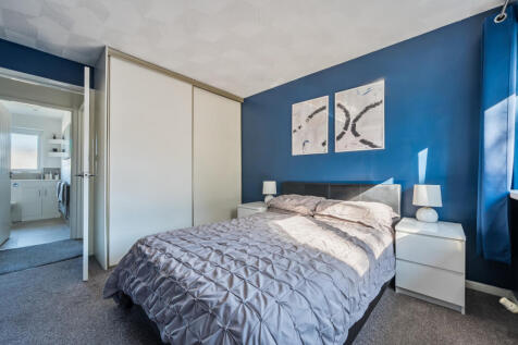 1369680-8-68f0d97...