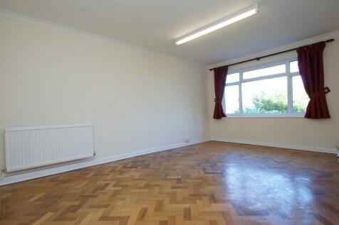 Abbey Close, Pinner photo 3