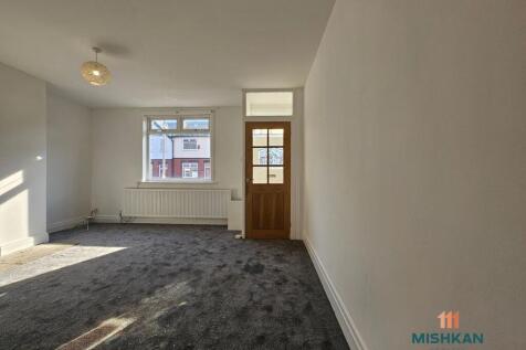 Lowton Street, Radcliffe, Manchester photo 5