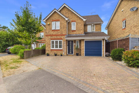 4 Bedroom Detached House for Sale