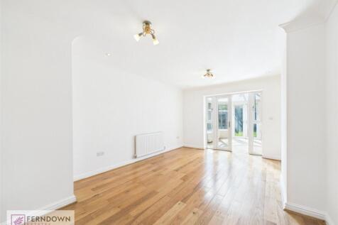 Leah Close, Marston Green, Birmingham, West Midlands, B37 photo 3