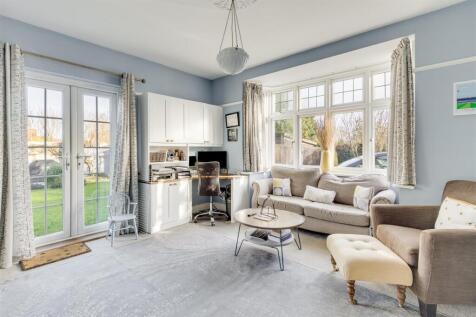 Pixmore Way 88-18.jpg