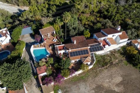 1e58871c-1bc4-4fe9-a