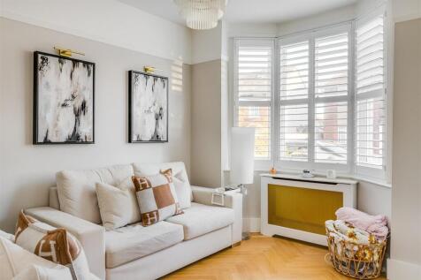 Pondcroft Road 20-22.jpg