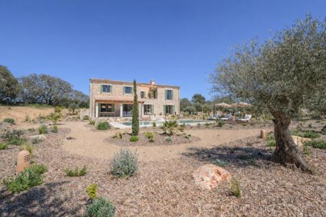 Exclusive New-Build Estate with Pool and Panoramic Views in the Sought-After Area of Cas Concos
