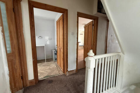 3 Bedroom Flat to Rent, High Street, West Bromwic
