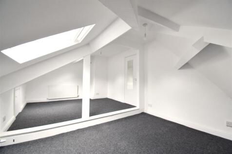 Attic Room.JPG