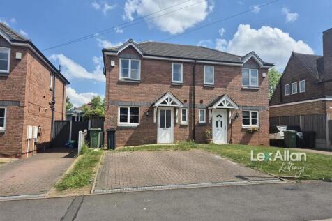 Oak Park Road Wordsley 2.jpg