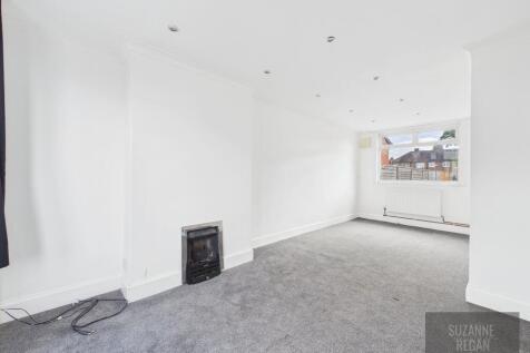 CAM05192G0-PR0289-STILL003
