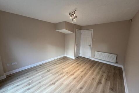 Woodpecker Close, Bingham, NG13 photo 5