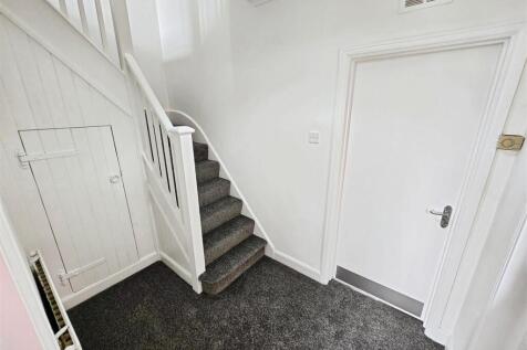 Leys Road, Wellingborough, Northants photo 5