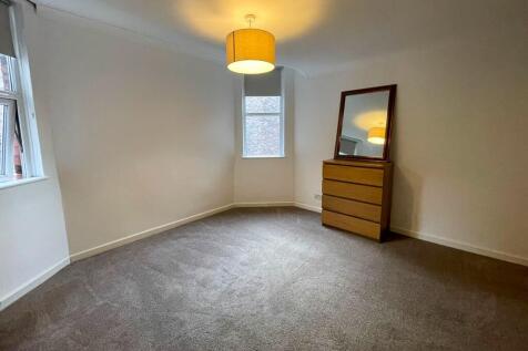 Old Lansdowne Road, West Didsbury, M20 photo 3