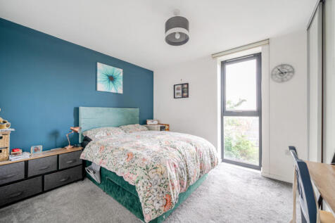 1353633-12-68c81f...