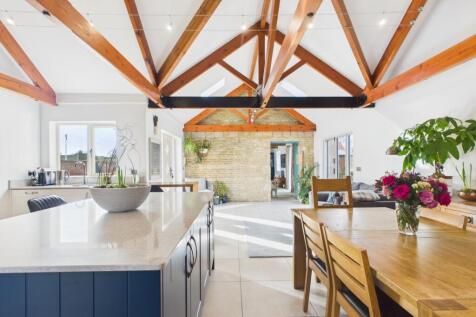 Show shopping kitchen that won't fail to impress!