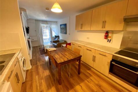 Willow Bank, Manchester, Greater Manchester, M14 photo 3