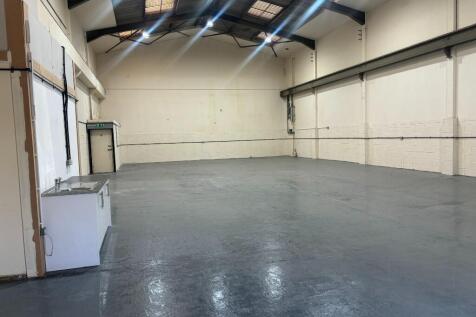 Light Industrial to rent Image 3