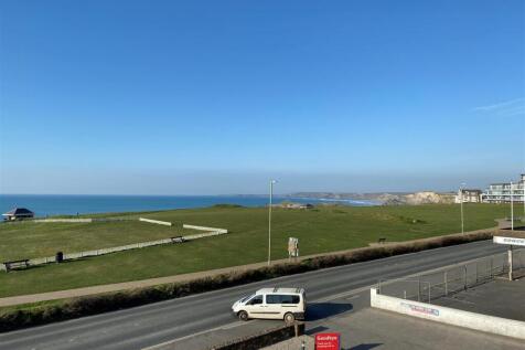 4 Whitewater Apartments View